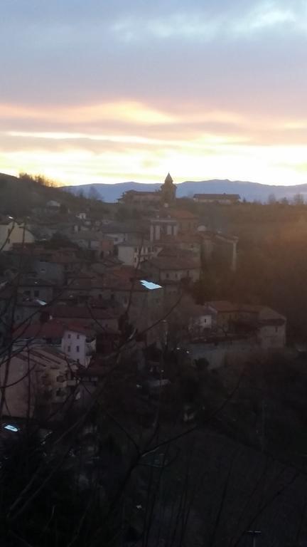 La Casa Di Valerio Villa Montabone Kültér fotó
